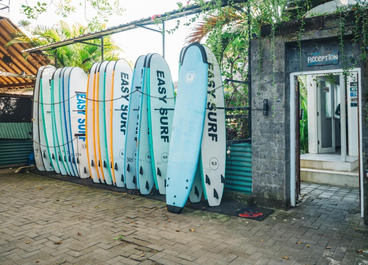 Easy Surf Camp Hotel Kuta Lombok Buitenkant foto